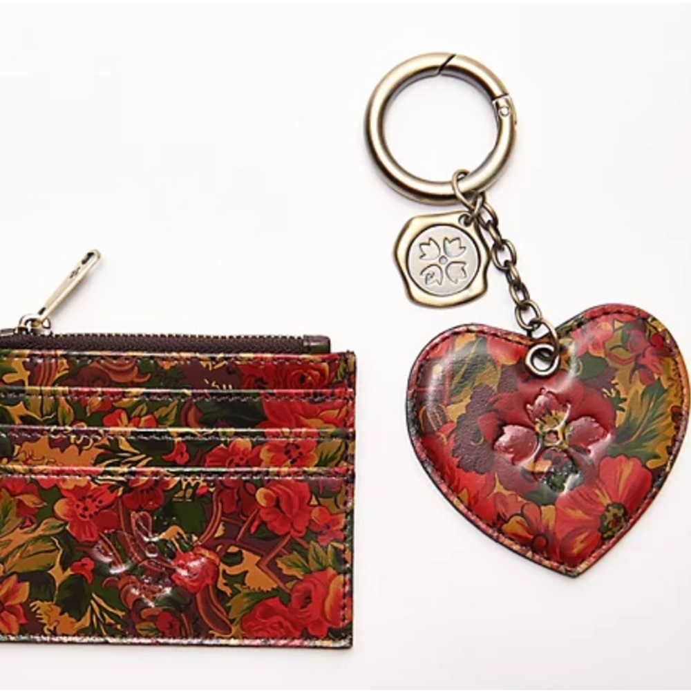 Patricia Nash Card Holder and Heart Key Fob Gift Box Rustic Forrest